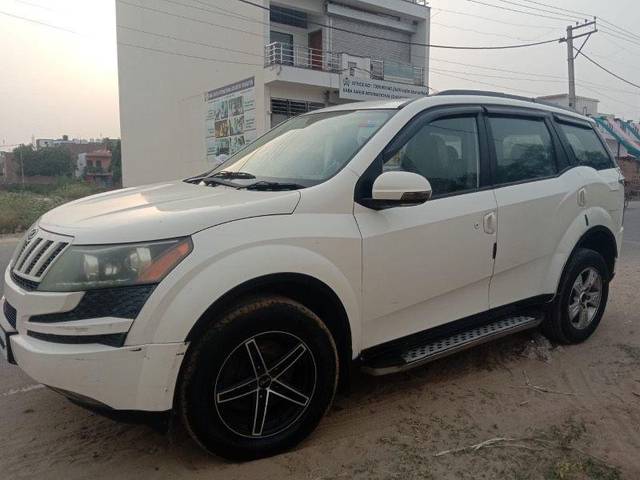 https://images10.gaadi.com/usedcar_image/3643056/original/processed_6e017de0-ef57-4a6b-a72f-8346238b7832.jpeg?imwidth=6400