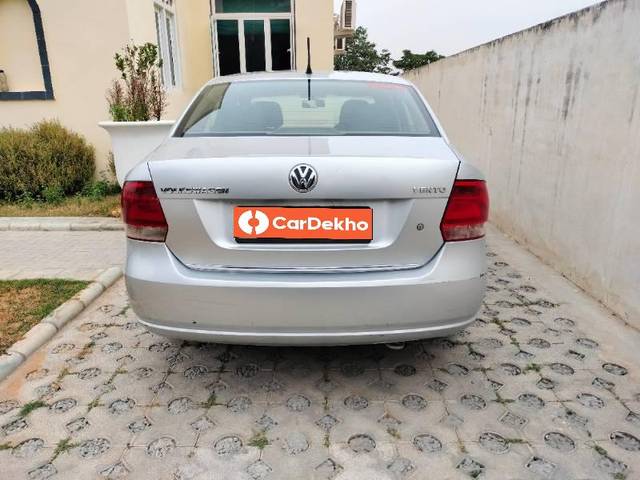https://images10.gaadi.com/usedcar_image/3643148/original/processed_a83e30de-dde7-4b9f-bba1-a2043a7dc415.jpg?imwidth=6402