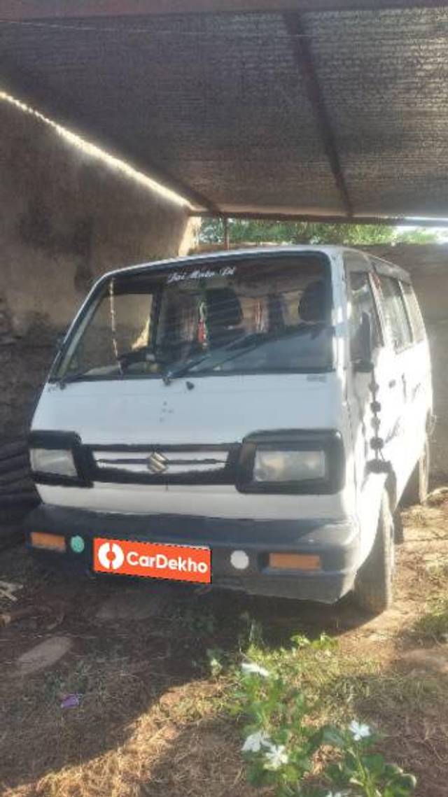 https://images10.gaadi.com/usedcar_image/3643363/original/processed_2b5048ea-446b-4bb3-8bfc-24db9ad757fa.jpg?imwidth=6402