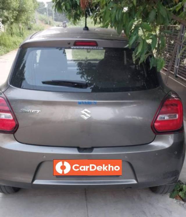 https://images10.gaadi.com/usedcar_image/3643511/original/processed_0f61770a-bb18-41c5-9434-f97b490c6ce6.jpg?imwidth=6400