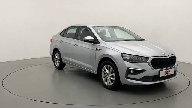 https://images10.gaadi.com/usedcar_image/3643629/original/23447bc9-11cb-49c4-bc07-a9ba3c7d6d59__43.jpg?imwidth=6400