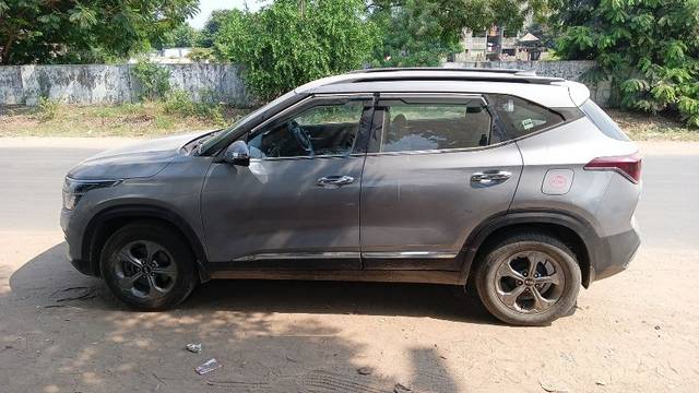 https://images10.gaadi.com/usedcar_image/3643708/original/21__VCC_IMG_1697876123686_1808595_95_1697876283.jpg?imwidth=6401