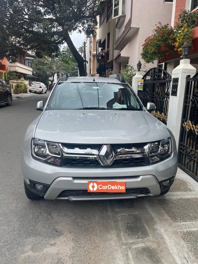 https://images10.gaadi.com/usedcar_image/3643716/original/processed_img2901907__used_car_2901907_1698557696.jpg?imwidth=6400