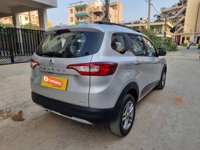 https://images10.gaadi.com/usedcar_image/3644011/original/processed_img2902081__used_car_2902081_1698494493.jpg?imwidth=6402