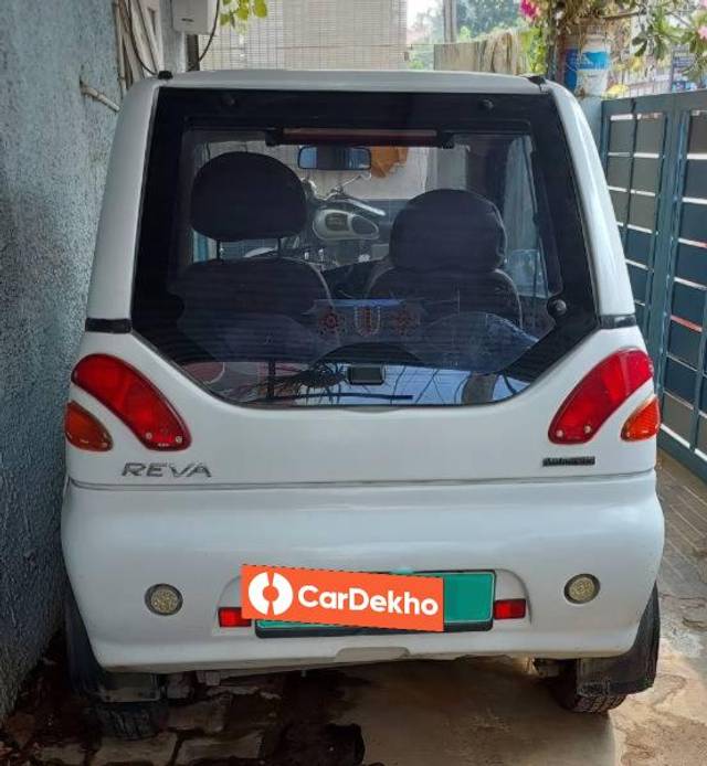 https://images10.gaadi.com/usedcar_image/3644107/original/processed_ba965317-5604-4806-b9b2-89f030306658.jpg?imwidth=6401