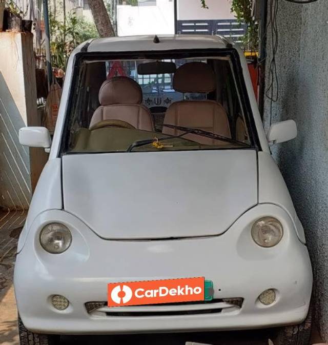 https://images10.gaadi.com/usedcar_image/3644107/original/processed_de7fd9f8-4cc3-4500-b978-9cdd26c7cba1.jpg?imwidth=6400