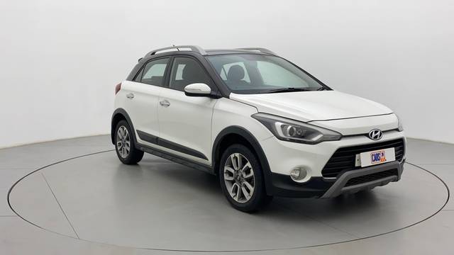https://images10.gaadi.com/usedcar_image/3644127/original/990f4ae7-a22d-4861-8b60-4129ff58332b__43.jpg?imwidth=6400