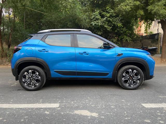 https://images10.gaadi.com/usedcar_image/3644132/original/img2902167__used_car_2902167_1699524180.jpg?imwidth=6401