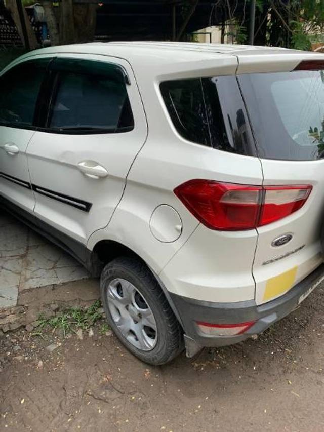 https://images10.gaadi.com/usedcar_image/3644164/original/processed_44ba3c5e-b0a9-45b0-9469-60a422265244.jpg?imwidth=6401