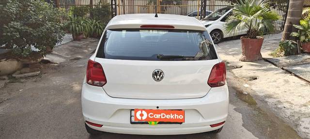 https://images10.gaadi.com/usedcar_image/3644264/original/processed_2b895a7e-5041-406f-bcc1-d27a16239033.jpg?imwidth=6402