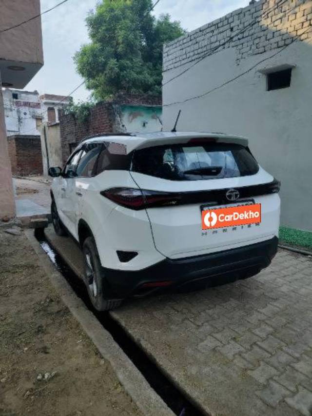 https://images10.gaadi.com/usedcar_image/3644301/original/processed_86b9fe19-c824-42a5-86a5-b557aa9f0bad.jpg?imwidth=6402
