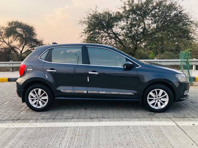 https://images10.gaadi.com/usedcar_image/3644327/original/img2902233__usedcar_8a110d91_77f8_431d_8430_cf5398b43296_354231698506435_1698506455.jpeg?imwidth=6401
