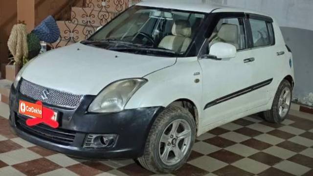 https://images10.gaadi.com/usedcar_image/3644505/original/processed_dae419df-95da-450c-9771-ac3db77f617e.jpg?imwidth=6401
