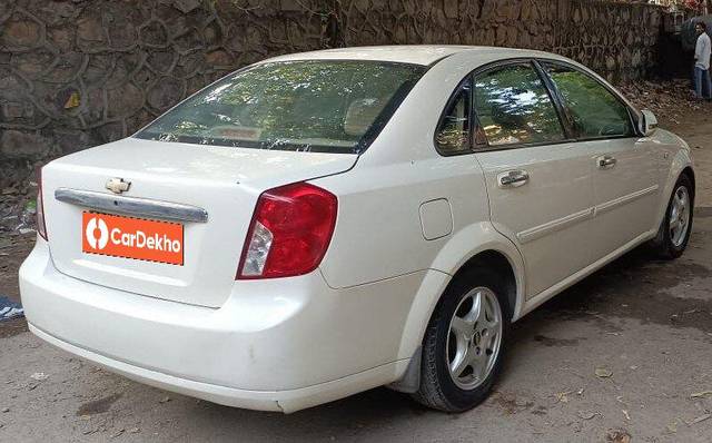 https://images10.gaadi.com/usedcar_image/3644566/original/processed_img2902267__used_car_2902267_1698528720.jpg?imwidth=6402