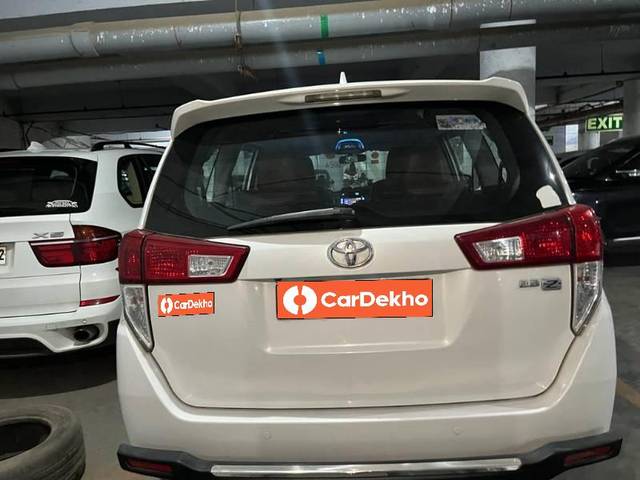 https://images10.gaadi.com/usedcar_image/3644742/original/processed_80f724f3-7ad7-4ed8-8737-081c95112bfe.jpg?imwidth=6402