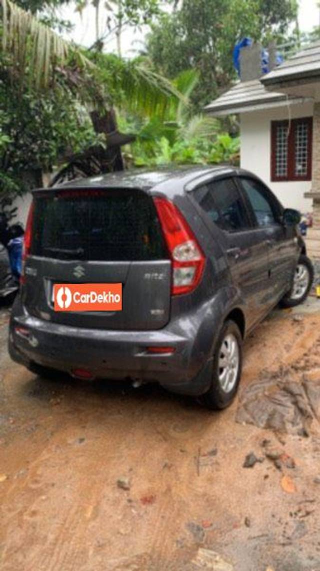 https://images10.gaadi.com/usedcar_image/3644834/original/processed_6c3b1c39-4e29-45a2-a8ae-d986f10ed2d2.jpeg?imwidth=6401
