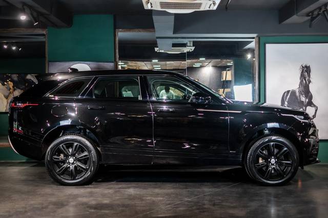 https://images10.gaadi.com/usedcar_image/3644848/original/img2902379__used_car_2902379_1698558816.jpg?imwidth=6401