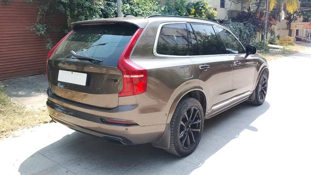 https://images10.gaadi.com/usedcar_image/3644867/original/processed_img2902382__used_car_2902382_1698559945.jpg?imwidth=6402