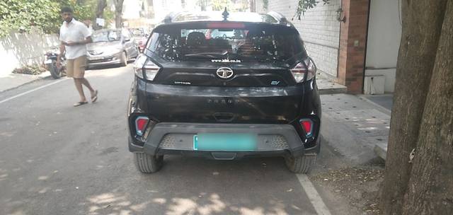 https://images10.gaadi.com/usedcar_image/3644915/original/22__VCC_1808973_96_1697954866.jpg?imwidth=6402
