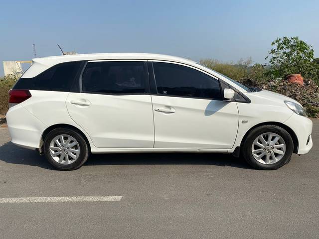 https://images10.gaadi.com/usedcar_image/3644953/original/img2902426__used_car_2902426_1698562582.jpg?imwidth=6402