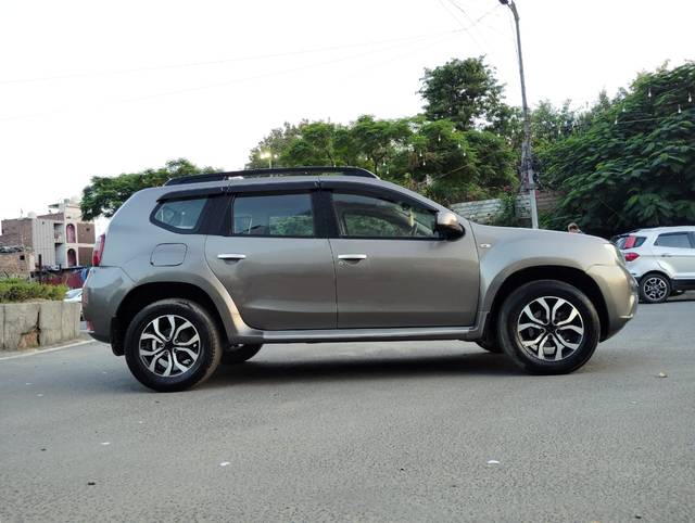 https://images10.gaadi.com/usedcar_image/3644963/original/img2902433__used_car_2902433_1698563175.jpg?imwidth=6401