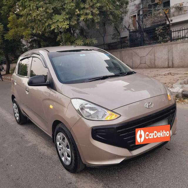 https://images10.gaadi.com/usedcar_image/3644982/original/processed_img2902439__used_car_2902439_1698563591.jpg?imwidth=6400