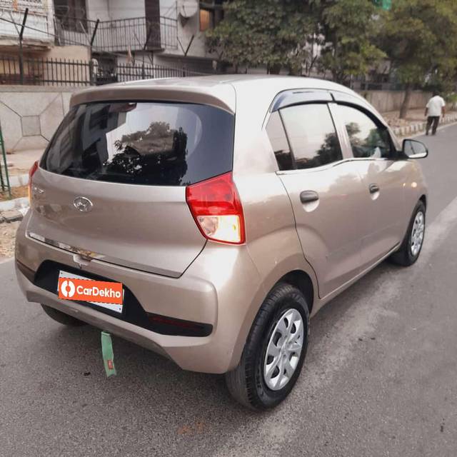 https://images10.gaadi.com/usedcar_image/3644982/original/processed_img2902439__used_car_2902439_1698563595.jpg?imwidth=6401