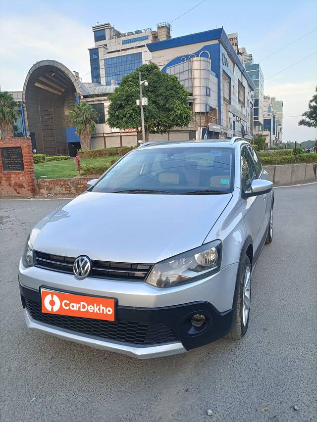 https://images10.gaadi.com/usedcar_image/3644999/original/processed_img2902445__used_car_2902445_1698564363.jpg?imwidth=6400
