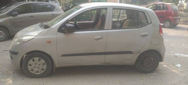 https://images10.gaadi.com/usedcar_image/3645030/original/22__VCC_IMG_1697955866530_1809006_95_1697955896.jpg?imwidth=6401