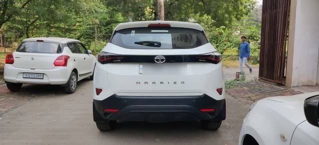 https://images10.gaadi.com/usedcar_image/3645041/original/22__VCC_1809023_96_1697959368.jpg?imwidth=6402