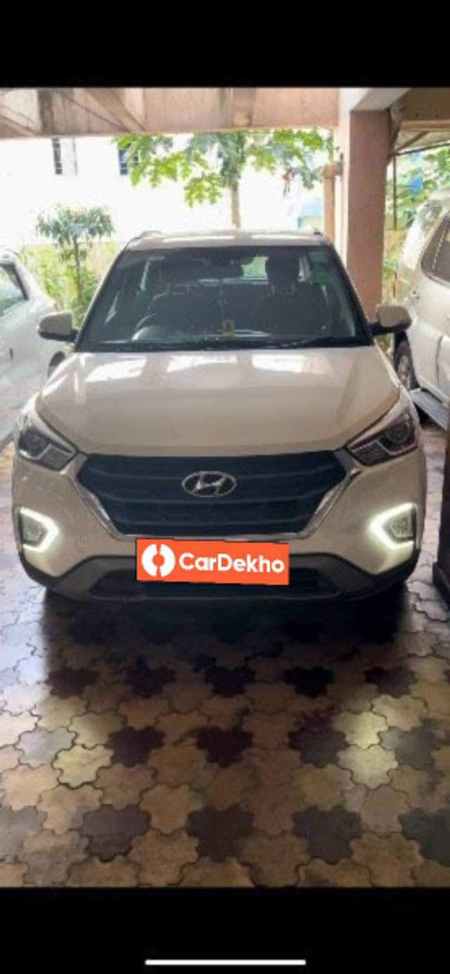 https://images10.gaadi.com/usedcar_image/3645048/original/processed_752eaf92-19cb-4edc-82a5-a1ad9f60a4c7.png?imwidth=6400