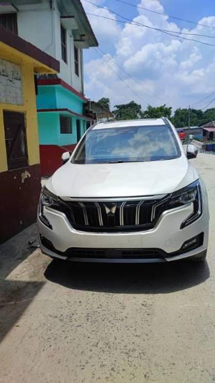 Mahindra XUV700 AX7 Diesel AT Luxury Pack AWD BSVI Mahindra XUV700 AX7 Diesel AT Luxury Pack AWD BSVI