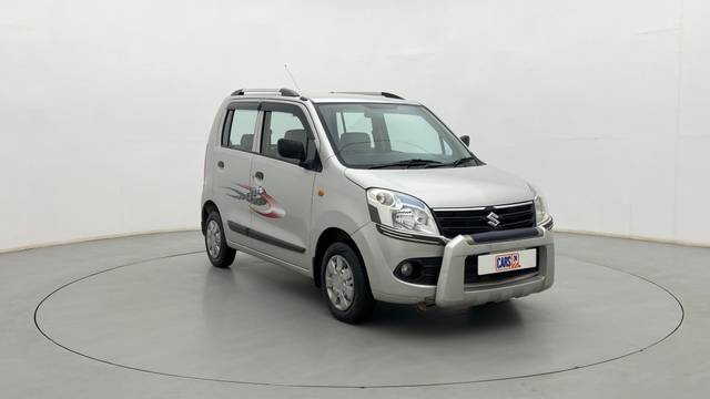 https://images10.gaadi.com/usedcar_image/3645079/original/4962f1c0-8776-4ef7-a9d3-0ce23969f361__44.jpg?imwidth=6400