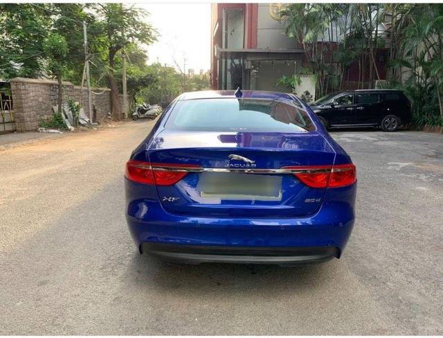 https://images10.gaadi.com/usedcar_image/3645081/original/processed_55dda291-dba1-4a76-b587-dbddc0cc76f6.jpeg?imwidth=6402