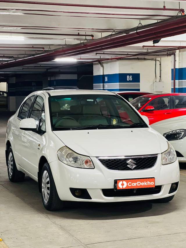 https://images10.gaadi.com/usedcar_image/3645181/original/processed_img2902543__used_car_2902543_1698569564.jpg?imwidth=6400