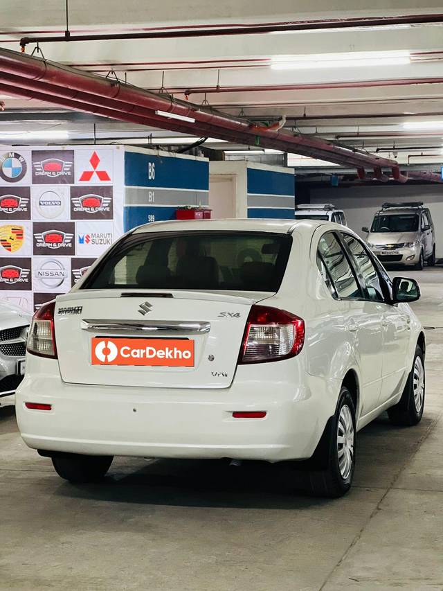 https://images10.gaadi.com/usedcar_image/3645181/original/processed_img2902543__used_car_2902543_1698569568.jpg?imwidth=6401