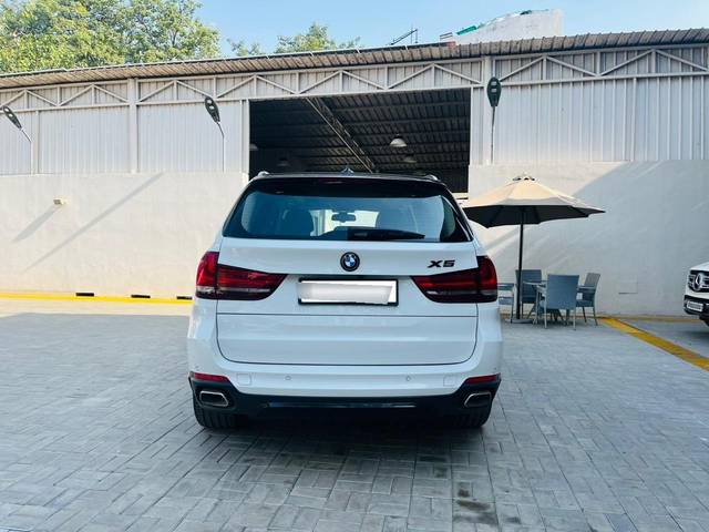 https://images10.gaadi.com/usedcar_image/3645263/original/processed_img2902597__usedcar_1_18__10151698572002_1698572007.jpeg?imwidth=6402