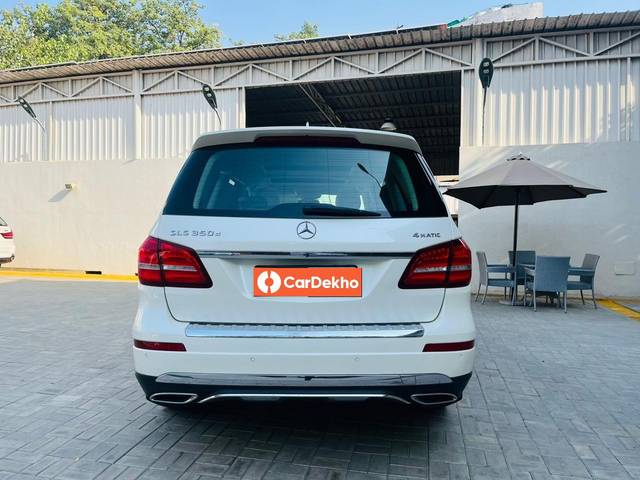 https://images10.gaadi.com/usedcar_image/3645268/original/processed_img2902601__usedcar_1_19__10151698572166_1698572191.jpeg?imwidth=6402