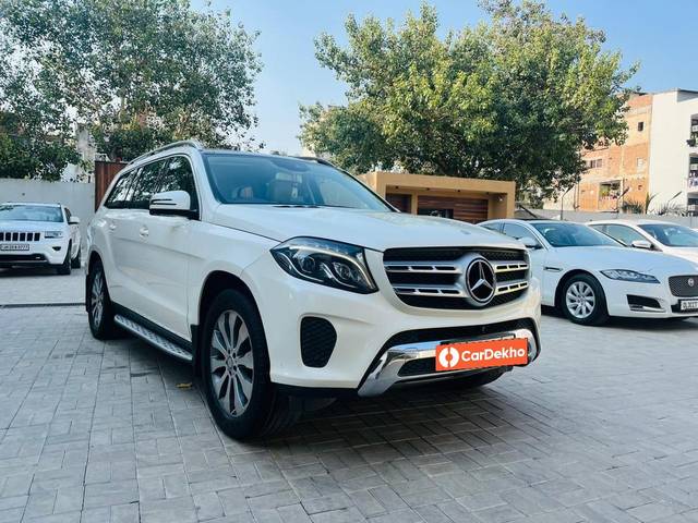 https://images10.gaadi.com/usedcar_image/3645268/original/processed_img2902601__usedcar_1_27__10151698572166_1698572191.jpeg?imwidth=6400