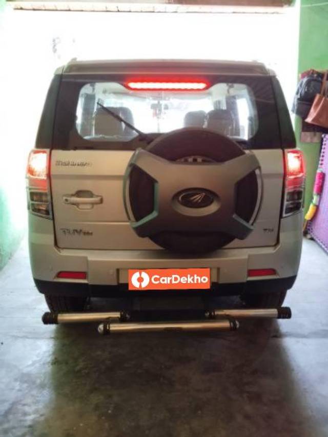 https://images10.gaadi.com/usedcar_image/3645520/original/processed_42c9aea6-a3bb-4609-b9c3-f2b9a31ffb45.jpg?imwidth=6402