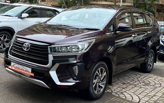 https://images10.gaadi.com/usedcar_image/3645530/original/processed_img2902744__used_car_2902744_1698580684.jpg?imwidth=6402