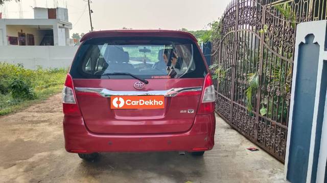 https://images10.gaadi.com/usedcar_image/3645766/original/processed_3165996c-5387-4f95-a1f2-780e2fdd095c.jpg?imwidth=6401