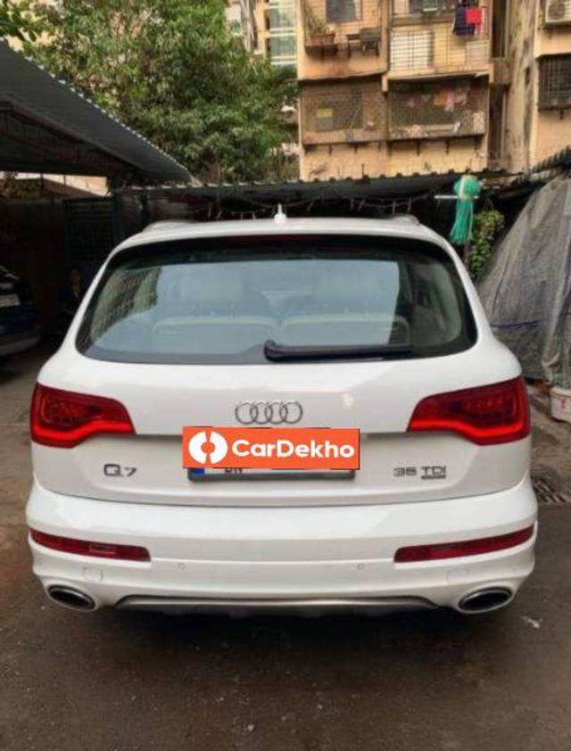 https://images10.gaadi.com/usedcar_image/3646005/original/processed_fa81038c-9854-4bf5-bde4-b63009629804.jpg?imwidth=6402