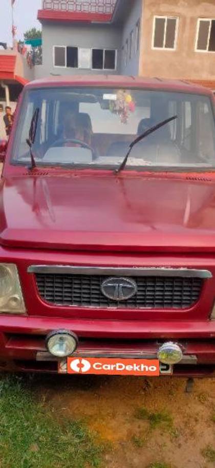 Tata Sumo EX BS IV Tata Sumo EX BS IV