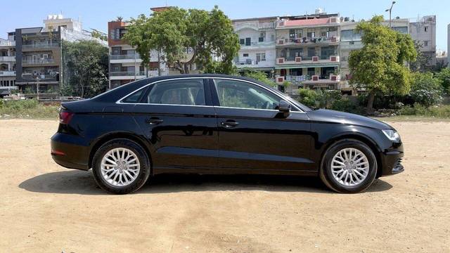 https://images10.gaadi.com/usedcar_image/3646569/original/processed_img2903075__used_car_2903075_1698655534.jpg?imwidth=6401
