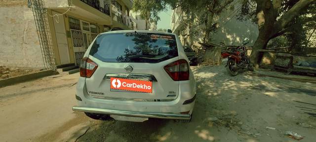 https://images10.gaadi.com/usedcar_image/3646667/original/processed_3829ae11-1838-428c-bbfb-20e80cdae659.jpg?imwidth=6402