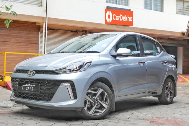 https://images10.gaadi.com/usedcar_image/3646852/original/processed_img2903235__usedcar_3m1a2536_02_62791698664783_1698664805.jpeg?imwidth=6402