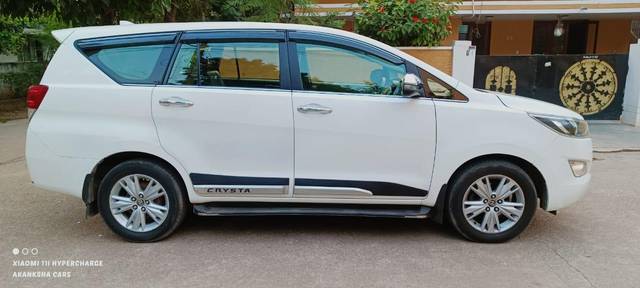 https://images10.gaadi.com/usedcar_image/3646862/original/processed_img2903241__used_car_2903241_1698665695.jpg?imwidth=6401