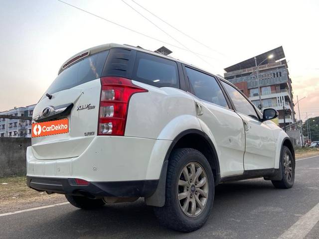 https://images10.gaadi.com/usedcar_image/3646947/original/processed_img2903291__used_car_2903291_1698668669.jpg?imwidth=6401