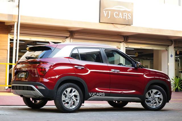 https://images10.gaadi.com/usedcar_image/3647145/original/processed_img2903406__usedcar_dsc06600_01_62791698672885_1698673172.jpeg?imwidth=6401